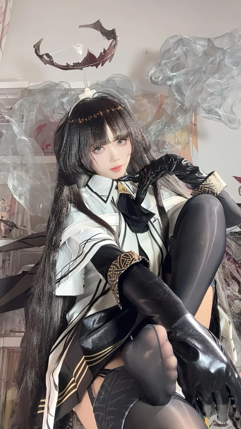 白栎Shirly_No_017_明日方舟·阿尔图罗_130P,28V_3_06GB tg@simisebaisi 【丝足阁】129.webp